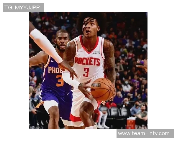 小波特全场最佳表现16中8三分命中率50贡献25分6篮板3抢断助力球队奋战