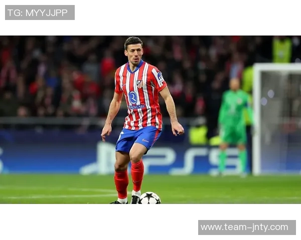 马竞遭遇困境朗格莱鲁莽犯规染黄被罚下场仅剩10人作战