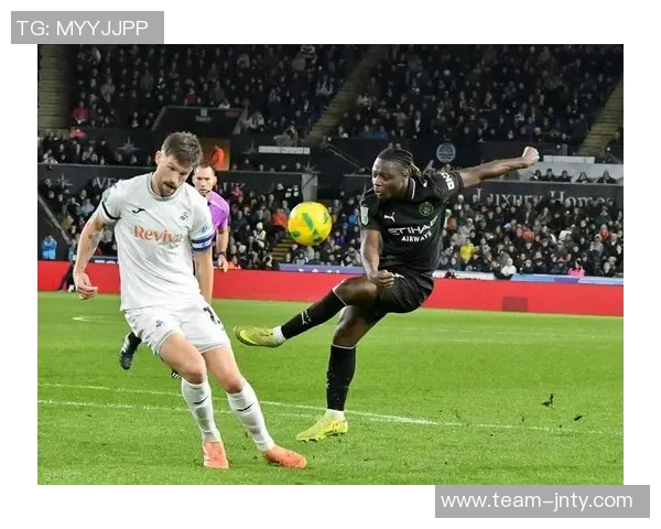 早报：曼城战胜伯恩茅斯继续追赶榜首魔人双响助力球队胜利