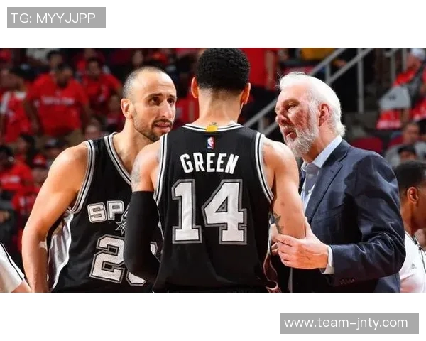 张佳伟称哈珀运球技巧堪比哈登或成马刺历史最佳