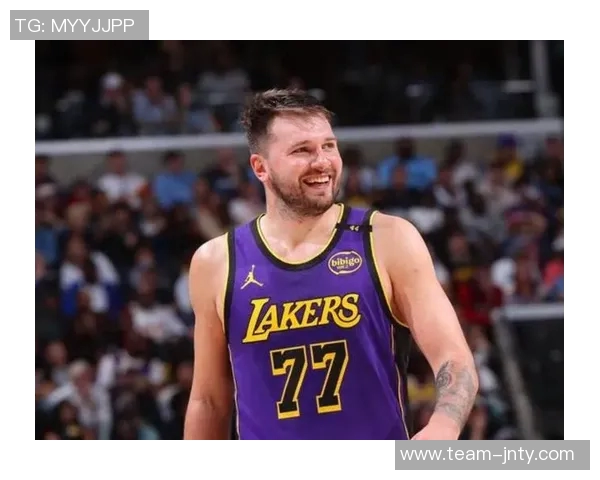 东契奇强调球队需增加三分出手量充分发挥优秀球员的潜力与实力